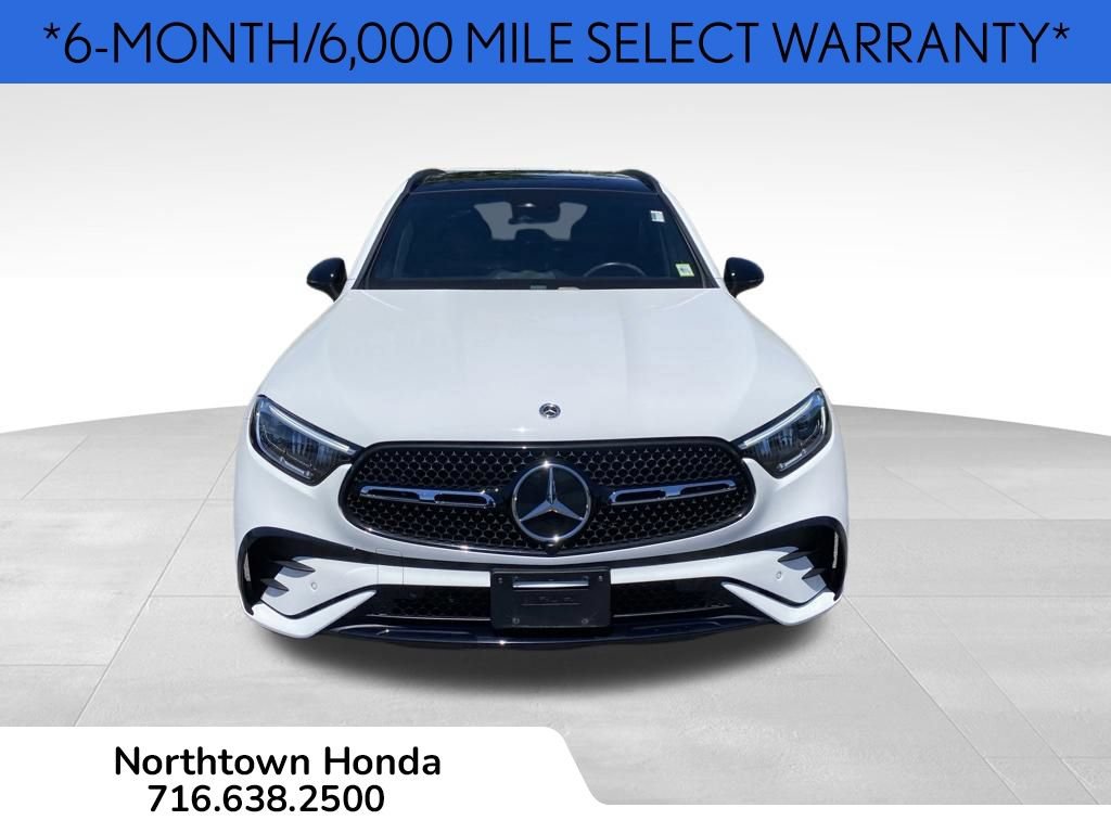 Used 2023 Mercedes-Benz GLC 300 4MATIC image 3