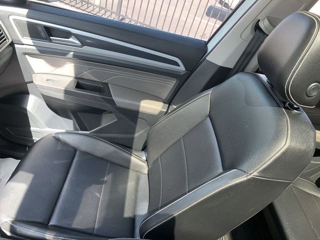 Used 2022 Volkswagen Atlas SEL R-Line AWD/4WD image 31