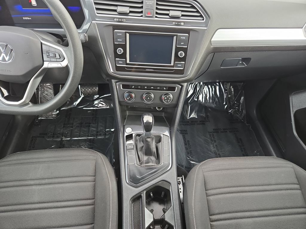Used 2023 Volkswagen Tiguan S image 12