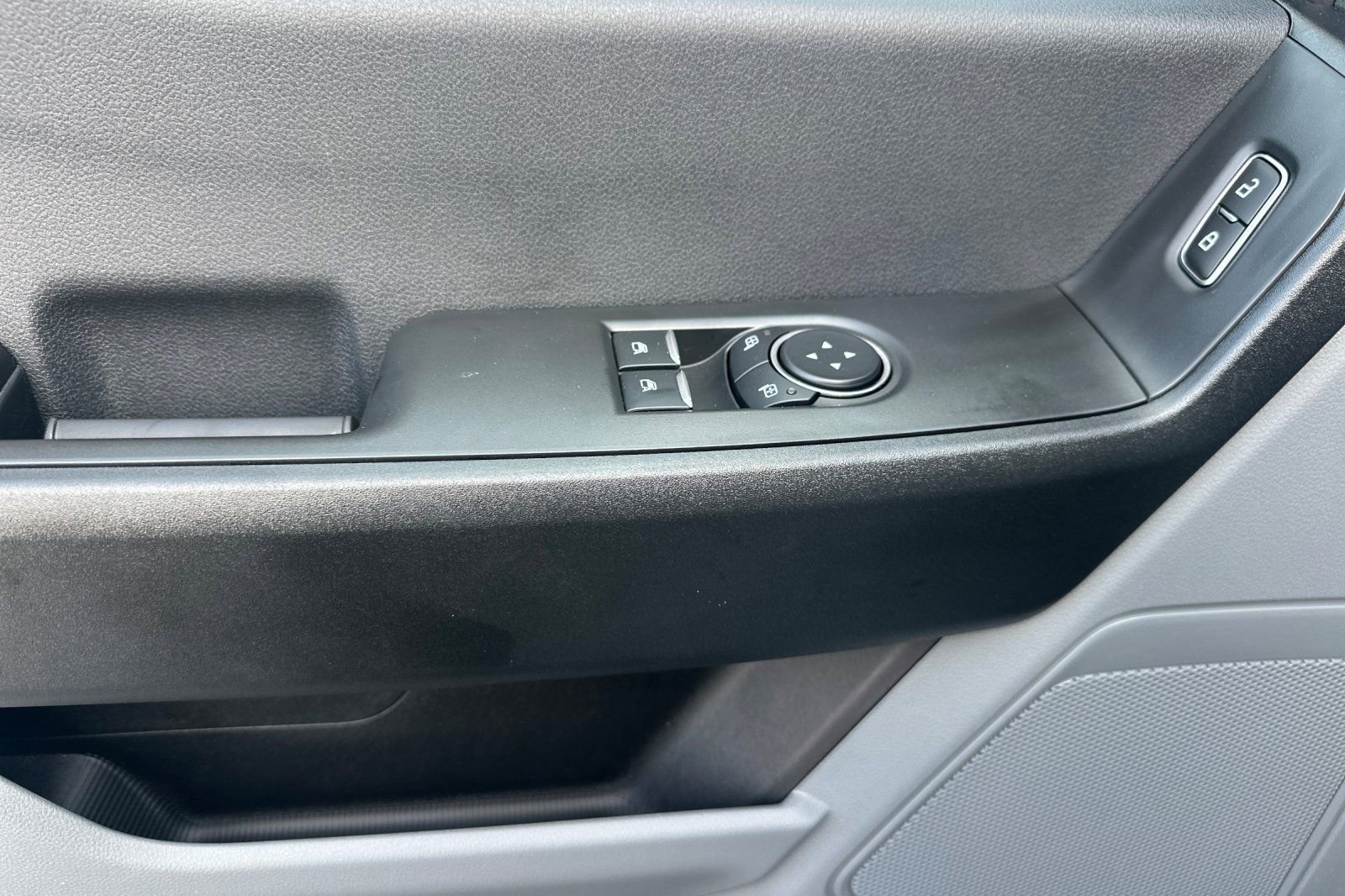 New 2026 Ford F250 XL w/ XL Chrome Package image 11