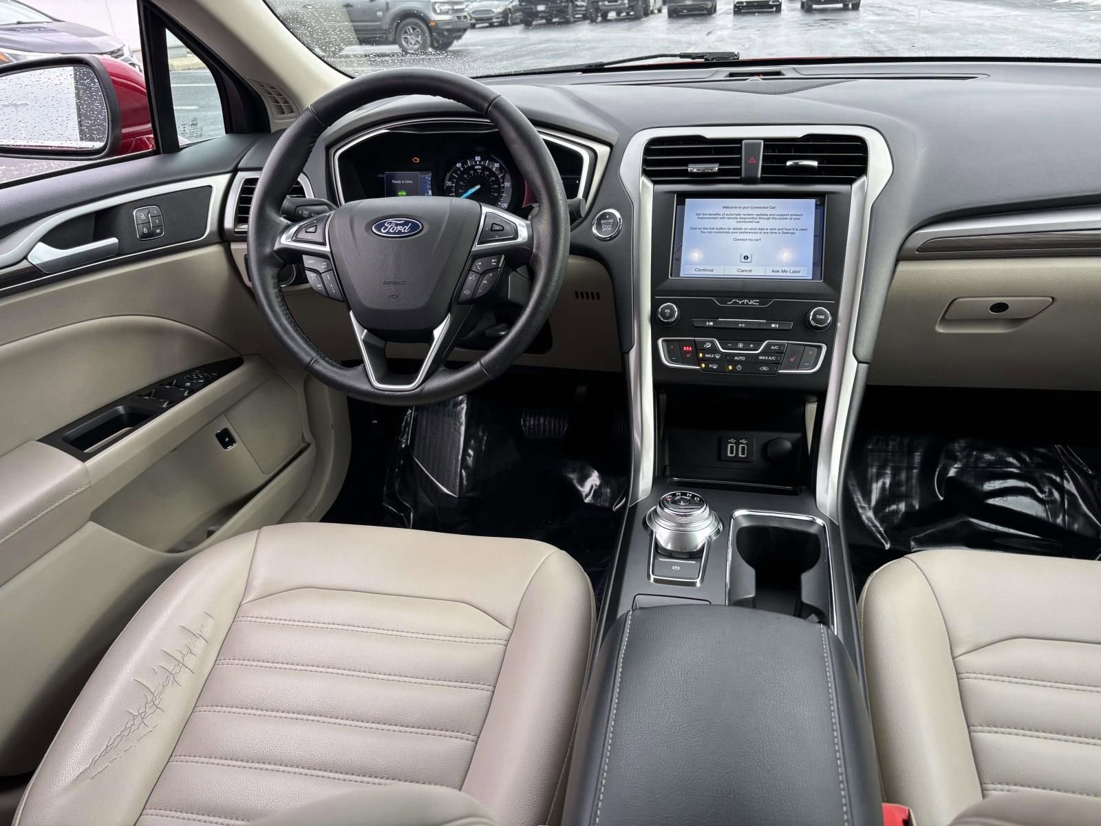 Used 2019 Ford Fusion SEL image 31