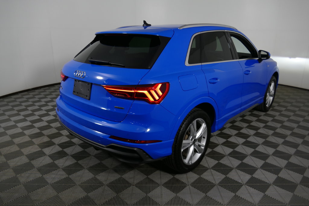 Used 2023 Audi Q3 2.0T Premium AWD/4WD image 3