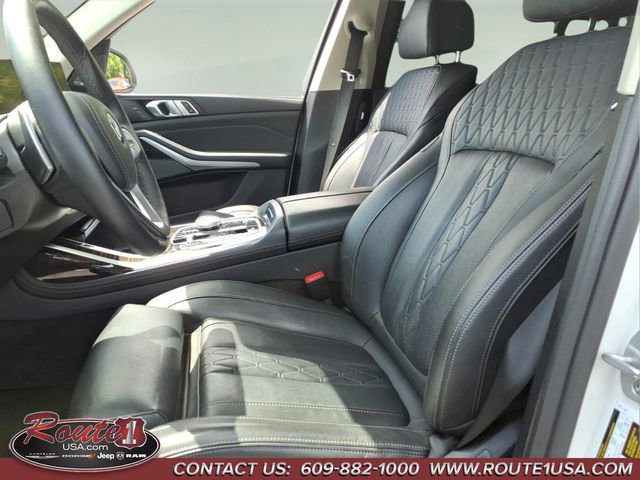 Used 2025 BMW X7 xDrive40i AWD/4WD image 28