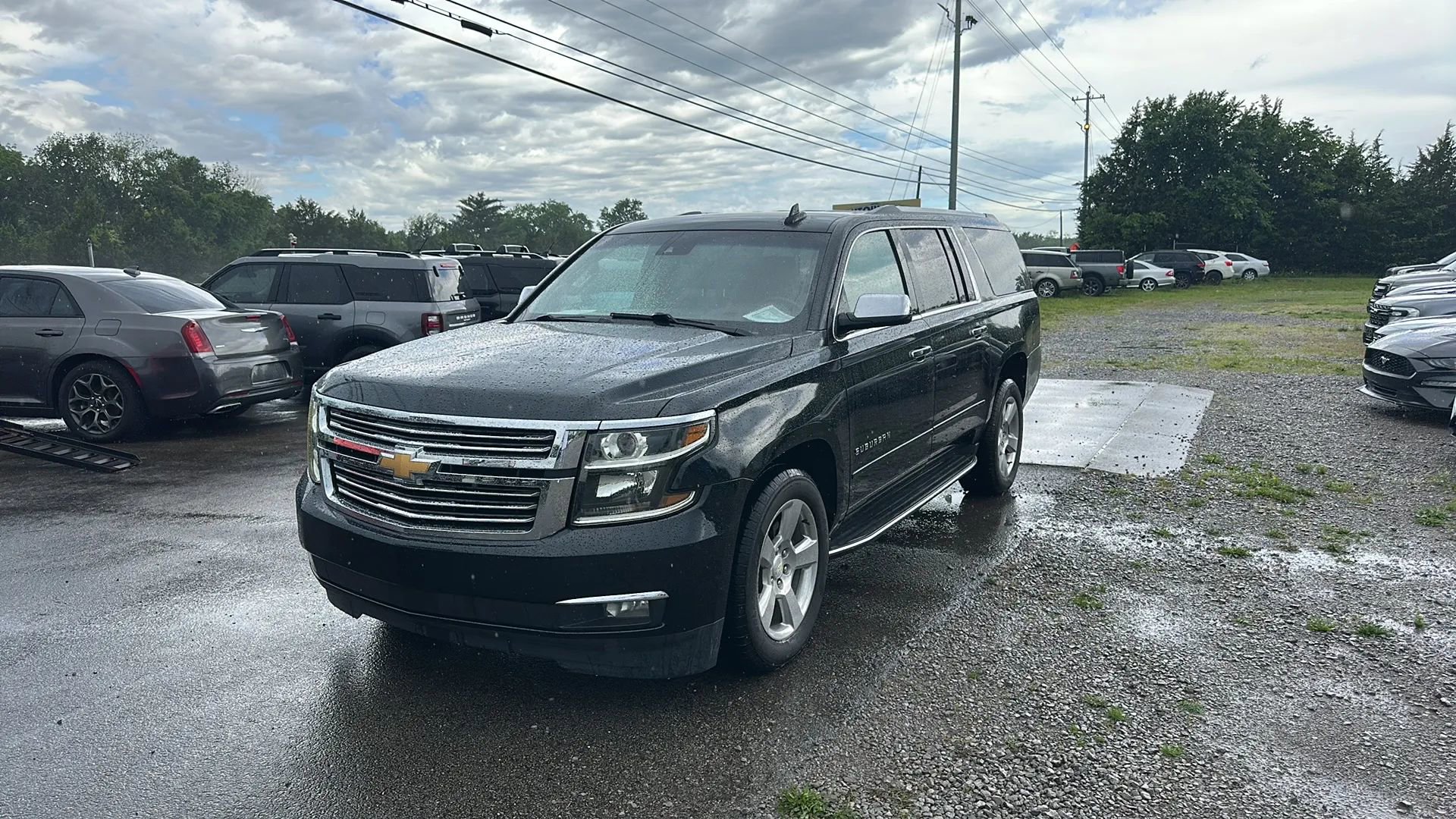 Used 2018 Chevrolet Suburban Premier RWD image 1