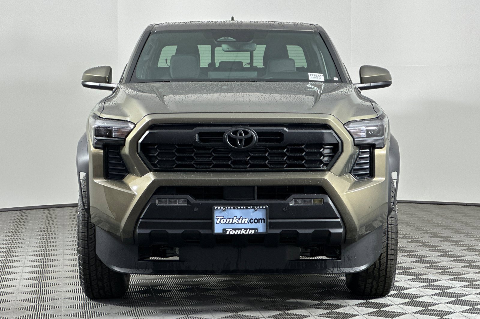 New 2025 Toyota Tacoma TRD Off-Road image 9