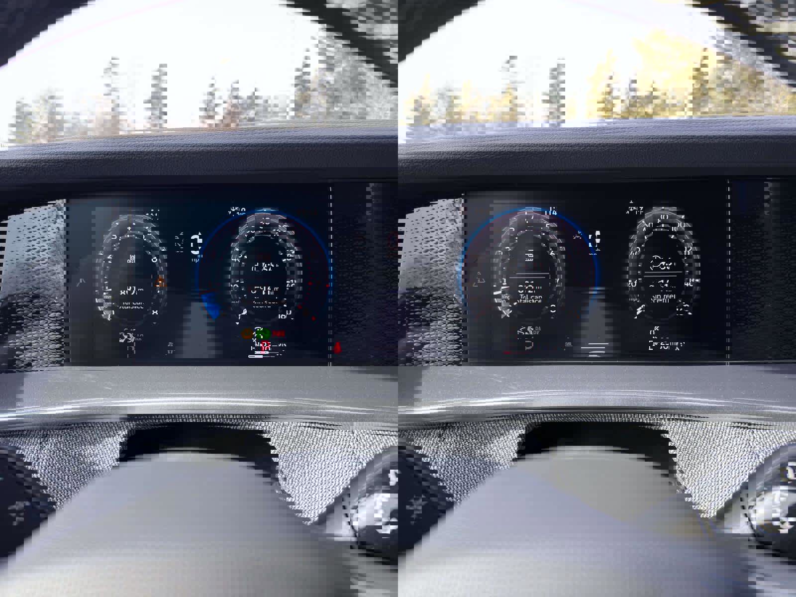 Used 2025 Volkswagen Tiguan S image 21