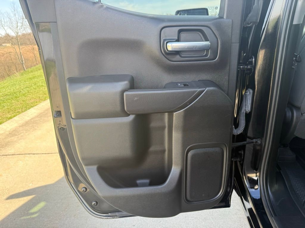 Used 2020 Chevrolet Silverado 1500 LT w/ Trailering Package image 11