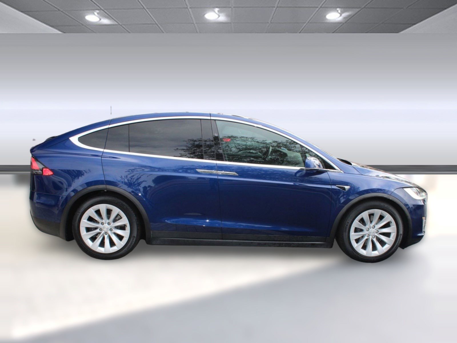 Used 2020 Tesla Model X Long Range image 8