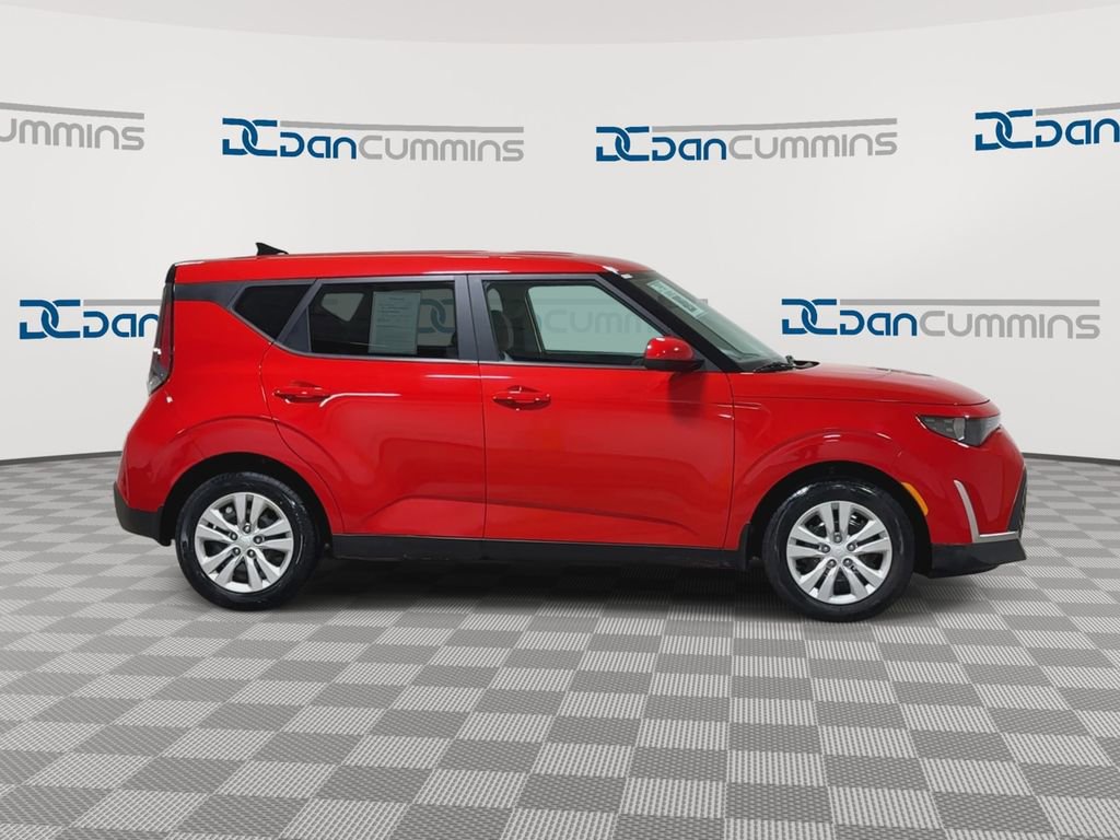 Used 2023 Kia Soul LX FWD image 9