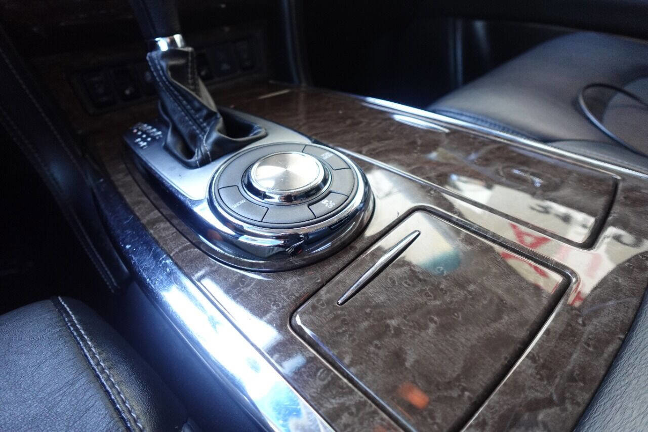 Used 2016 INFINITI QX80 Base 4dr SUV w/ 22" Wheel Package image 30