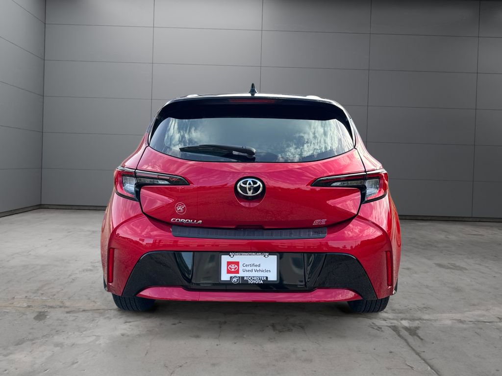 Used 2023 Toyota Corolla SE w/ SE Premium Package FWD image 4