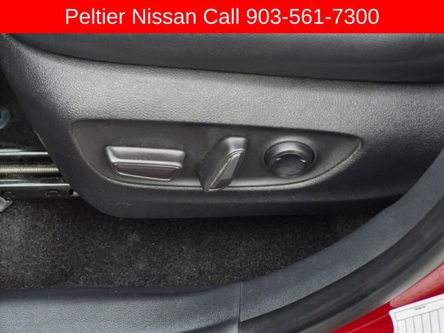 Used 2025 Toyota Grand Highlander AWD image 22