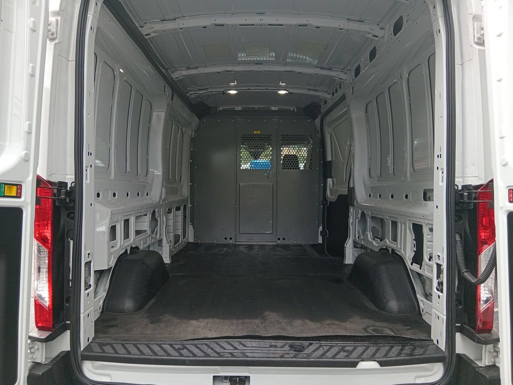 Used 2023 Ford Transit 250 Medium Roof RWD image 6