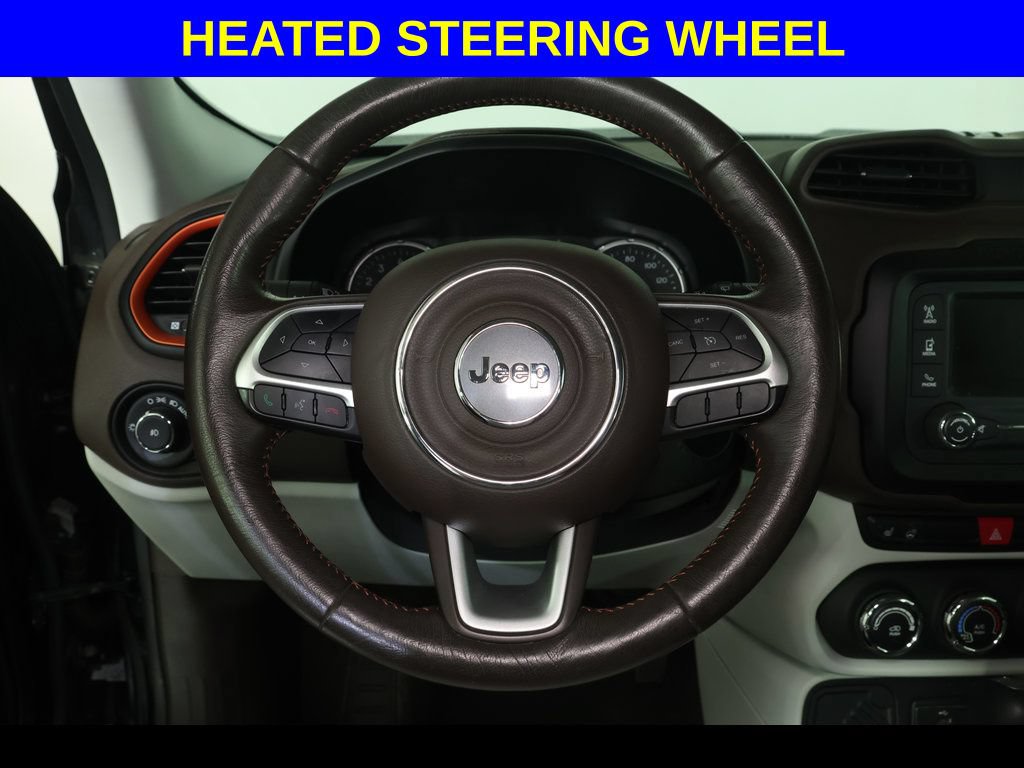 Used 2015 Jeep Renegade Latitude w/ Cold Weather Group FWD image 4