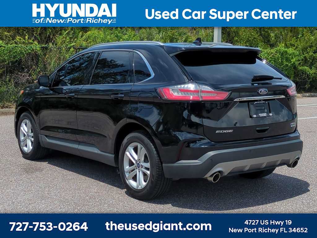 Used 2019 Ford Edge SEL w/ Equipment Group 201A FWD image 3