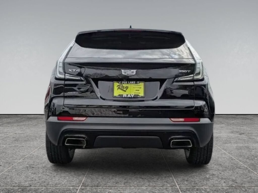 Used 2022 Cadillac XT4 Sport w/ Driver Awareness Package AWD/4WD image 7