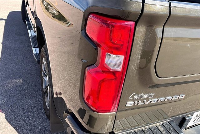 Used 2023 Chevrolet Silverado 1500 High Country image 23