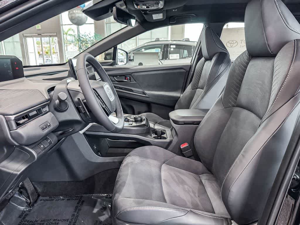 New 2026 Toyota C-HR AWD/4WD image 17