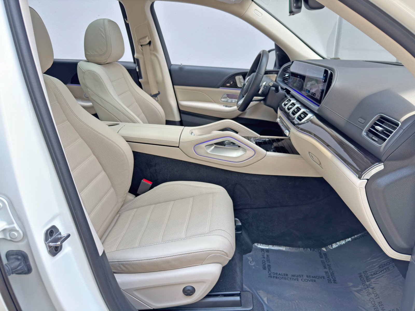 Used 2023 Mercedes-Benz GLS 450 4MATIC image 16