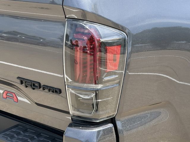 Certified 2021 Toyota Tacoma TRD Pro AWD/4WD image 7