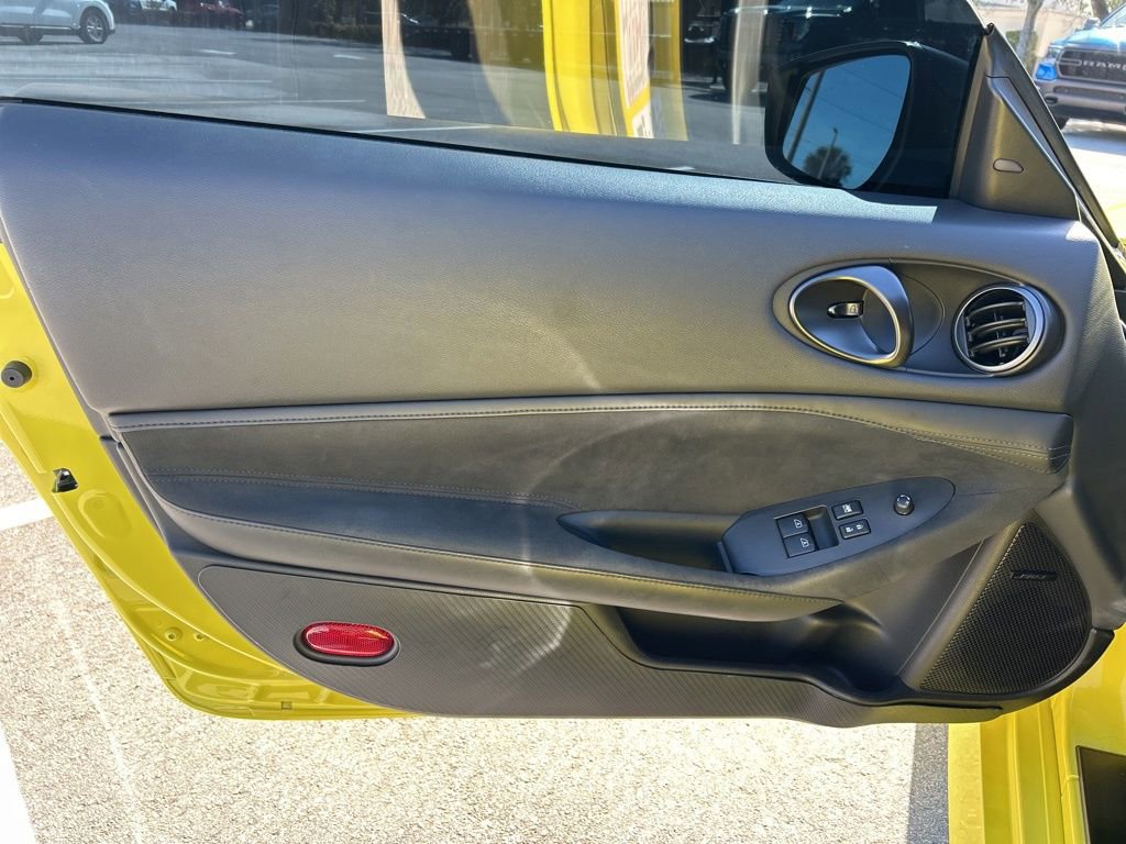 Certified 2023 Nissan Z Performance w/ Floor Mat Package (L93) image 20