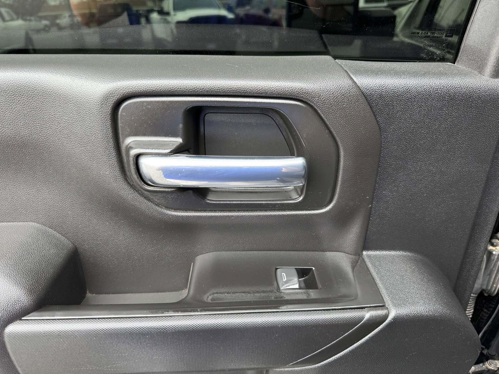 Used 2020 Chevrolet Silverado 2500 LT w/ All Star Edition image 26