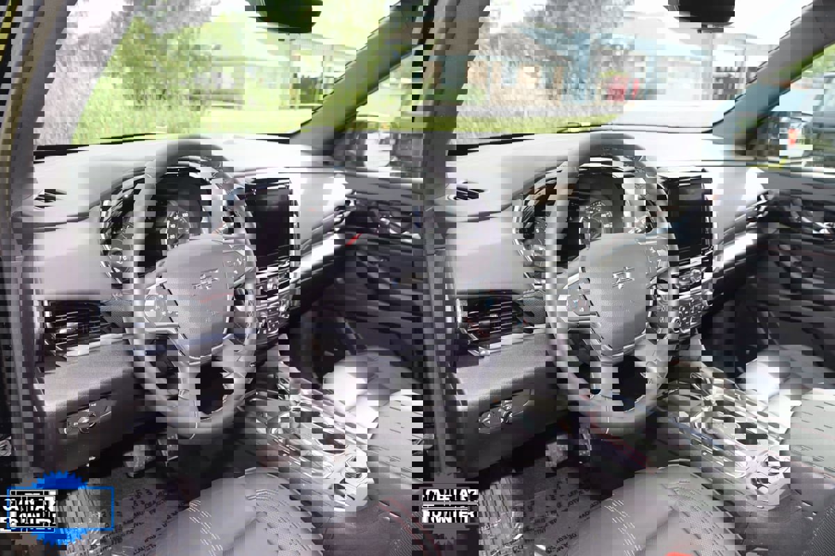 Used 2023 Chevrolet Traverse RS w/ LPO, Floor Liner Package image 34