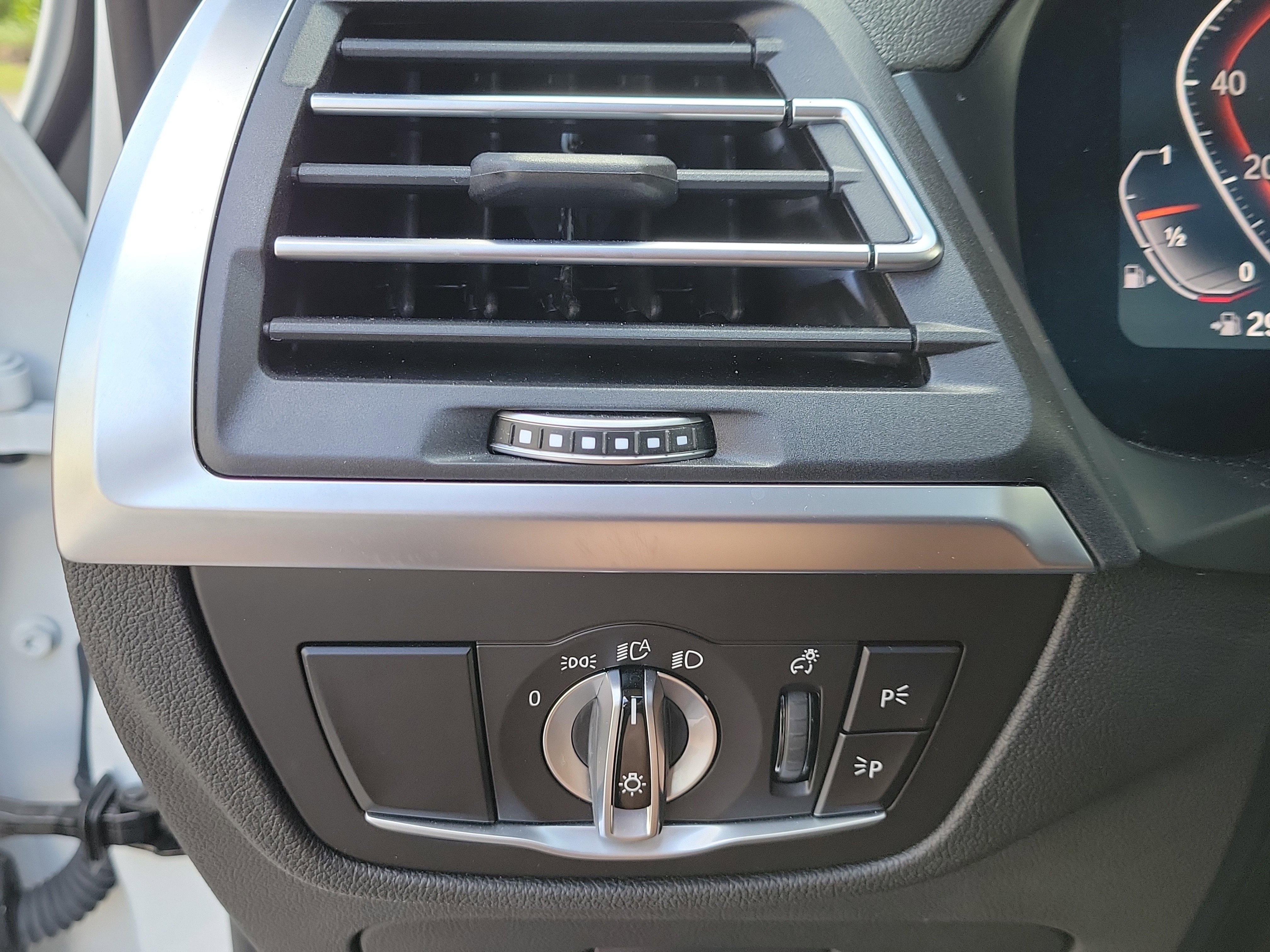 Certified 2023 BMW X3 sDrive30i w/ Convenience Package image 17