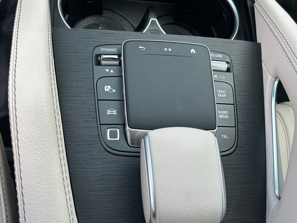 Used 2025 Mercedes-Benz GLE 450e 4MATIC image 43