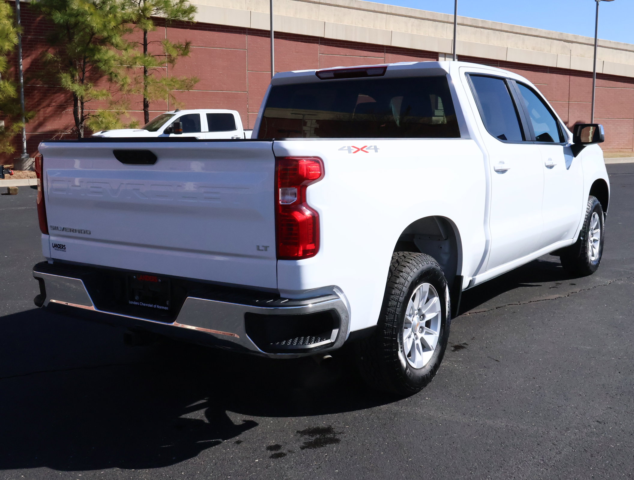 Used 2025 Chevrolet Silverado 1500 LT image 29