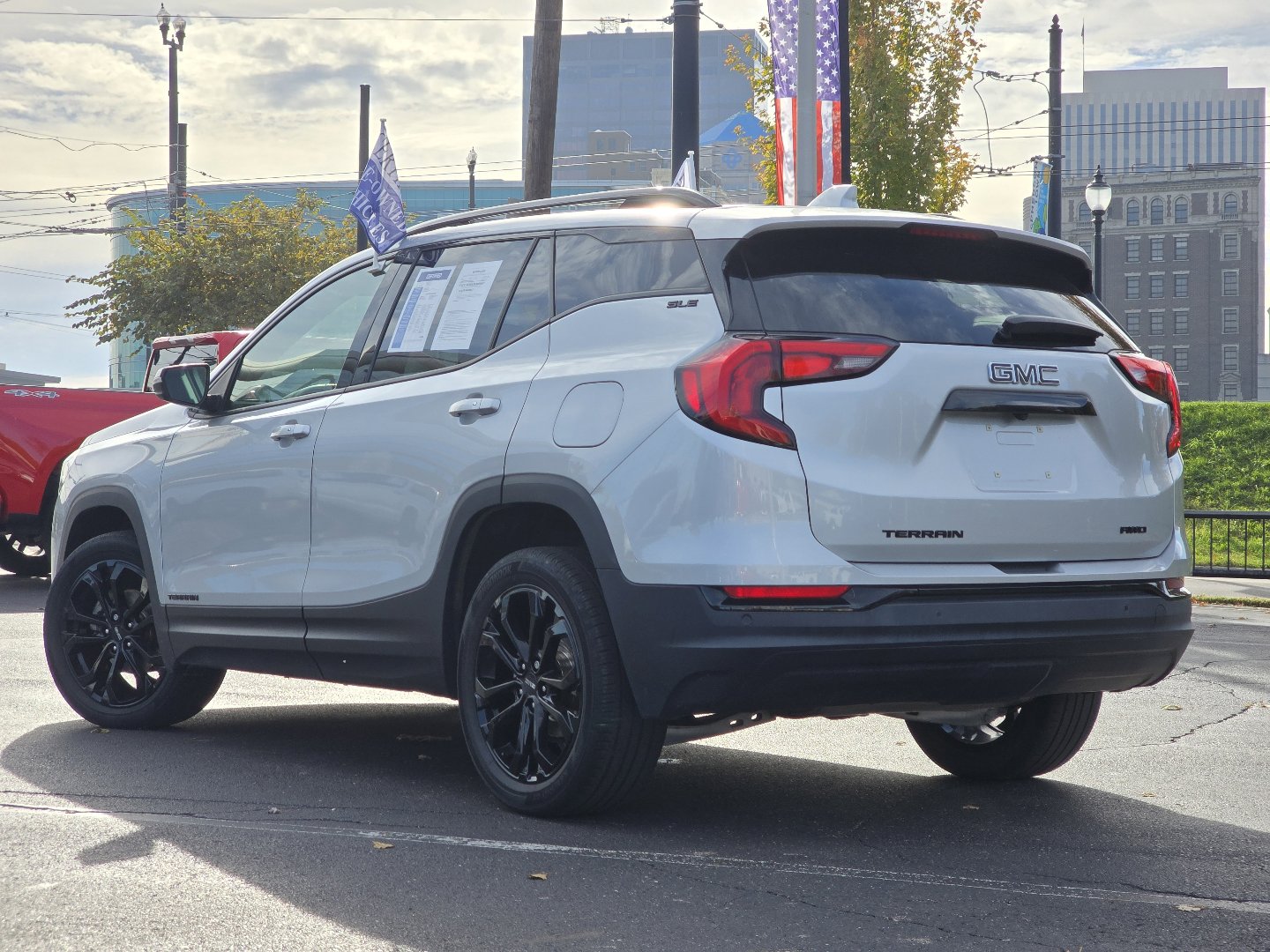 Certified 2021 GMC Terrain SLE w/ Driver Convenience Package image 22