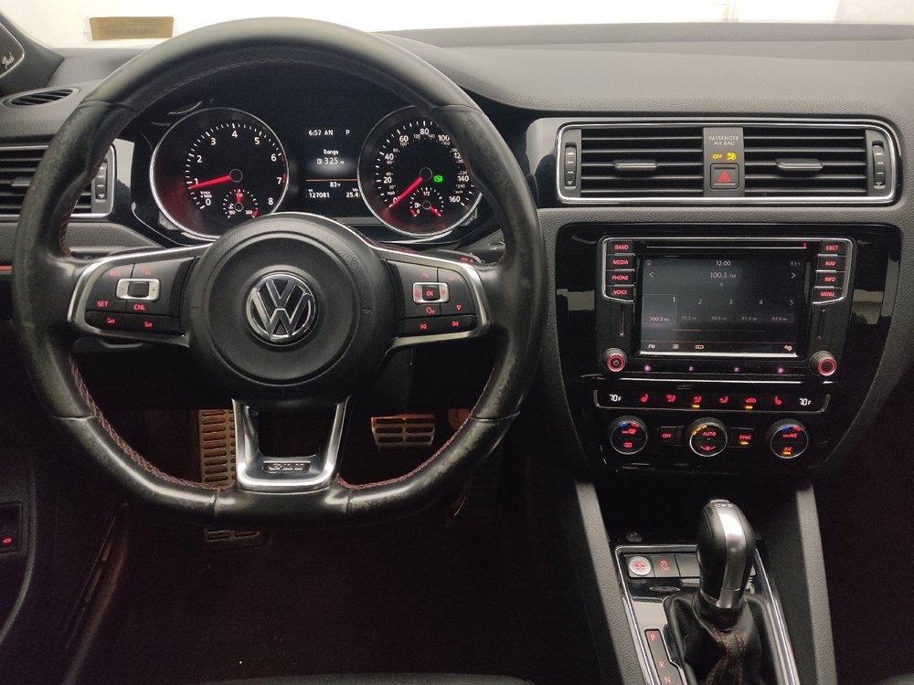 Used 2016 Volkswagen Jetta GLI SEL FWD image 22