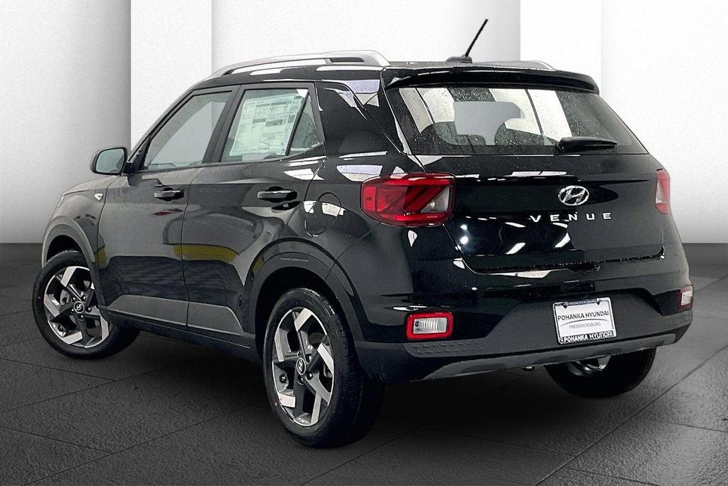 New 2026 Hyundai Venue SEL image 3