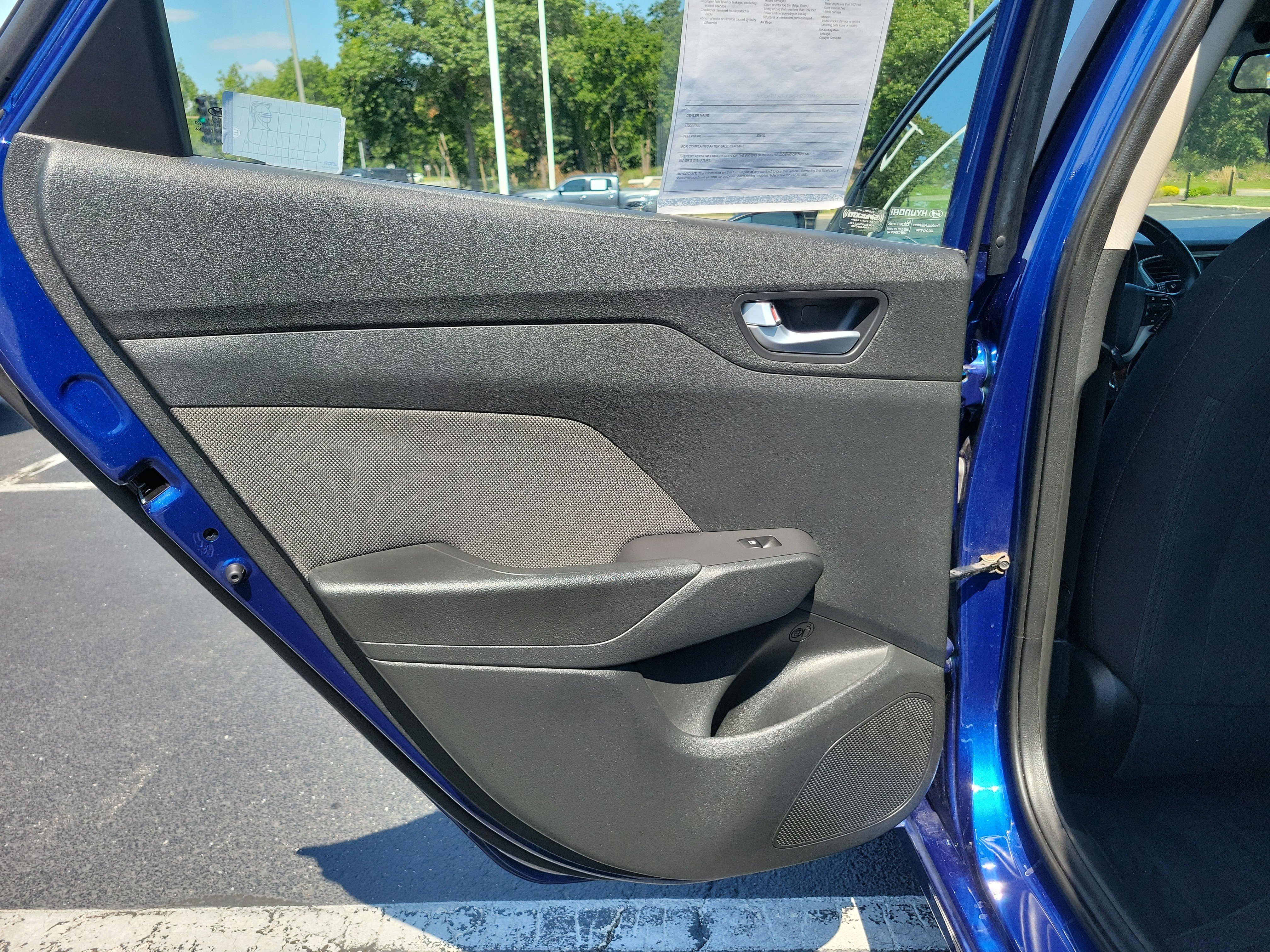 Used 2018 Hyundai Accent Limited FWD image 9