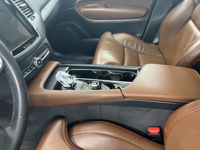 Used 2023 Volvo XC90 B6 Ultimate w/ Protection Package Premier AWD/4WD image 15