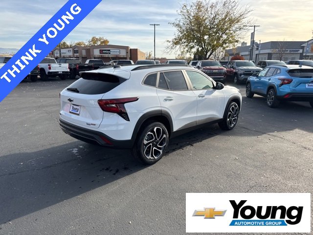 New 2026 Chevrolet Trax RS w/ Sunroof Package image 7