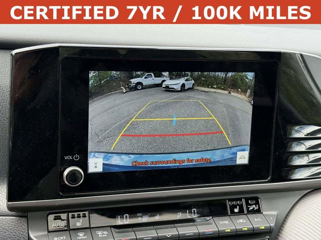 Used 2025 Toyota Camry SE w/ Convenience Package FWD image 21