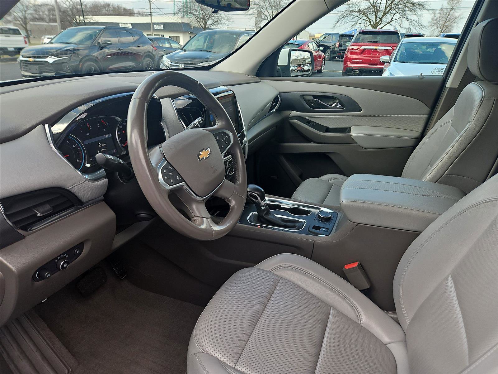 Used 2021 Chevrolet Traverse Premier image 7