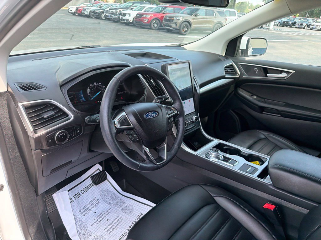 Certified 2023 Ford Edge SEL w/ Convenience Package AWD/4WD image 11