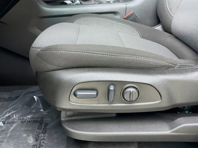 Used 2023 Chevrolet Traverse LT w/ LPO, Floor Liner Package image 21