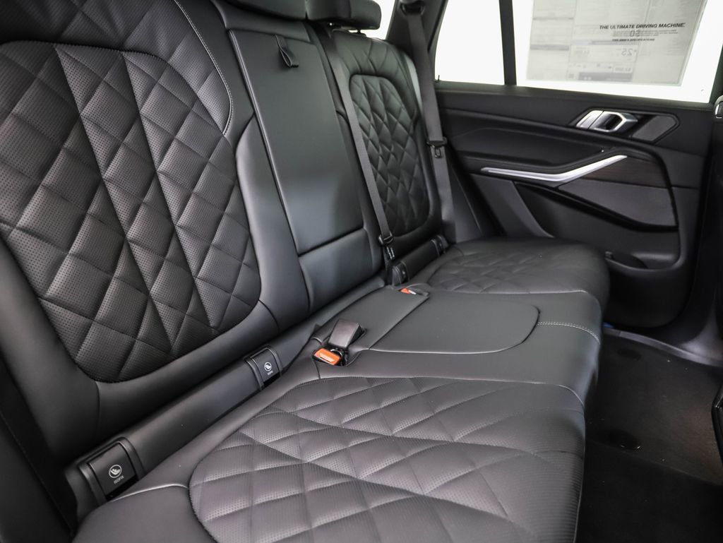 New 2026 BMW X5 xDrive40i w/ M Sport Package image 27
