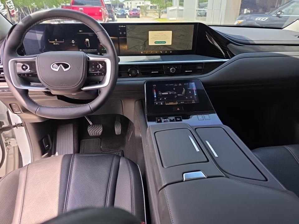 Used 2025 INFINITI QX80 Sensory AWD/4WD image 13