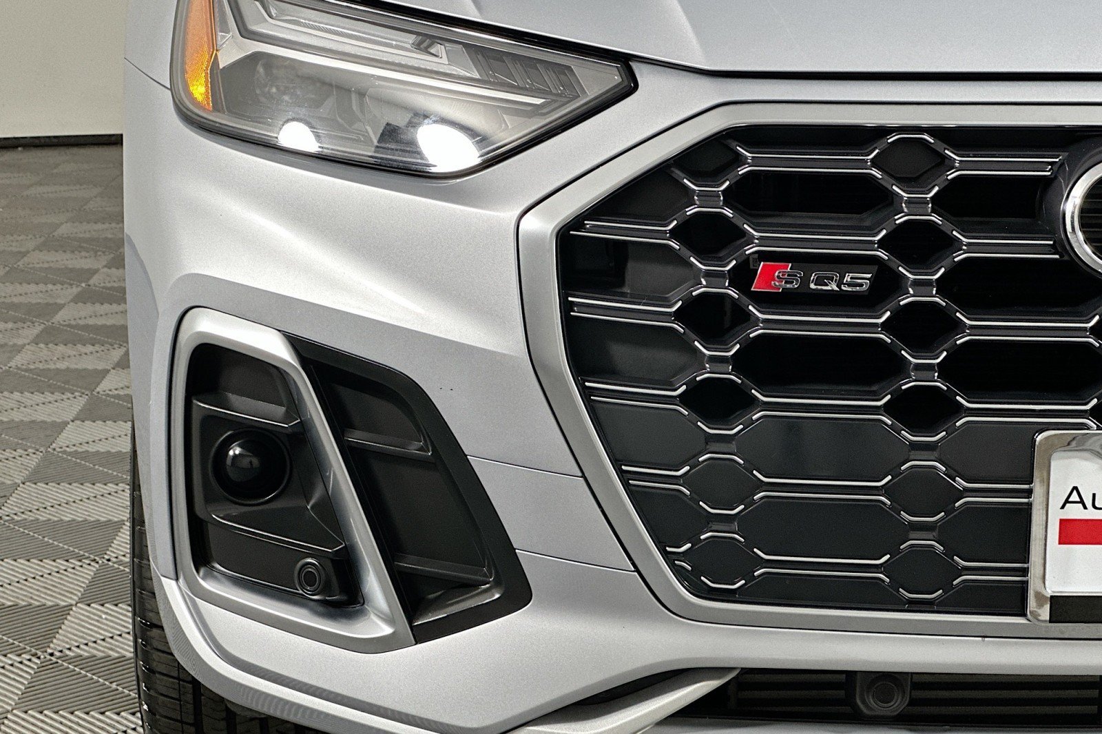 Used 2023 Audi SQ5 Premium Plus w/ Premium Plus Package AWD/4WD image 16