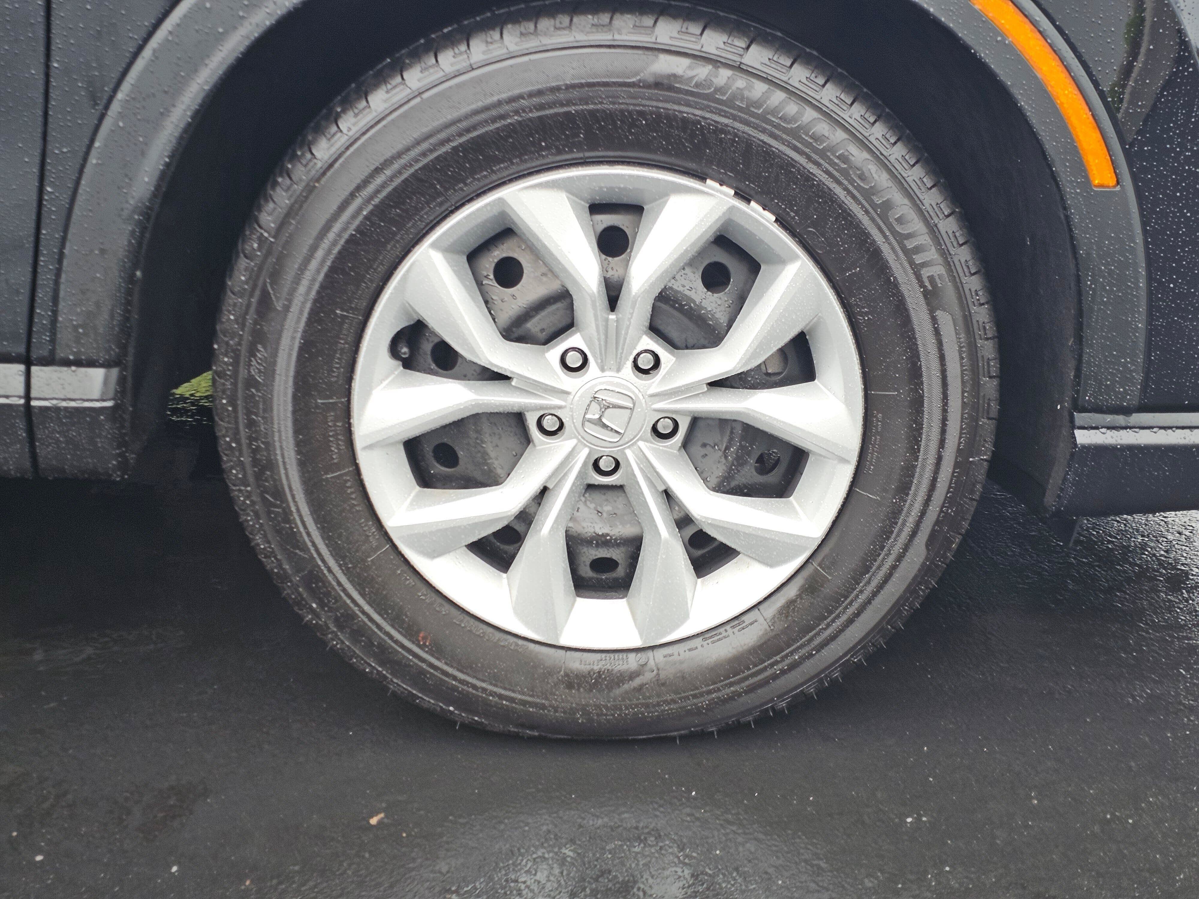 Certified 2025 Honda CR-V LX image 9