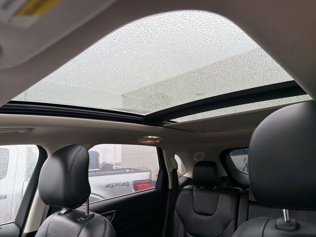 Certified 2019 Ford Edge Titanium w/ Equipment Group 301A image 29