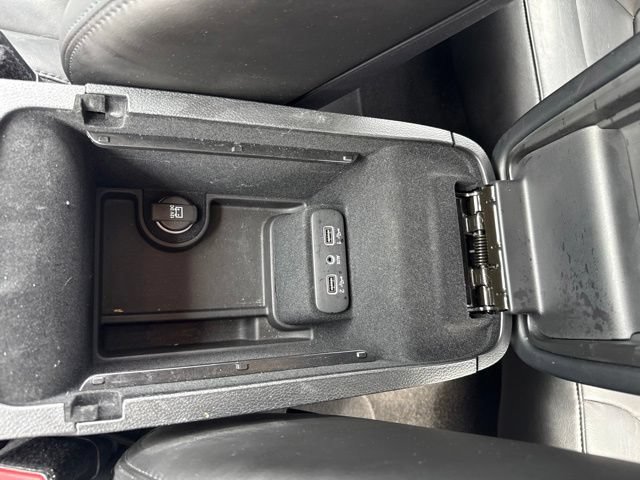 Used 2021 Chrysler 300 Touring L AWD/4WD image 34
