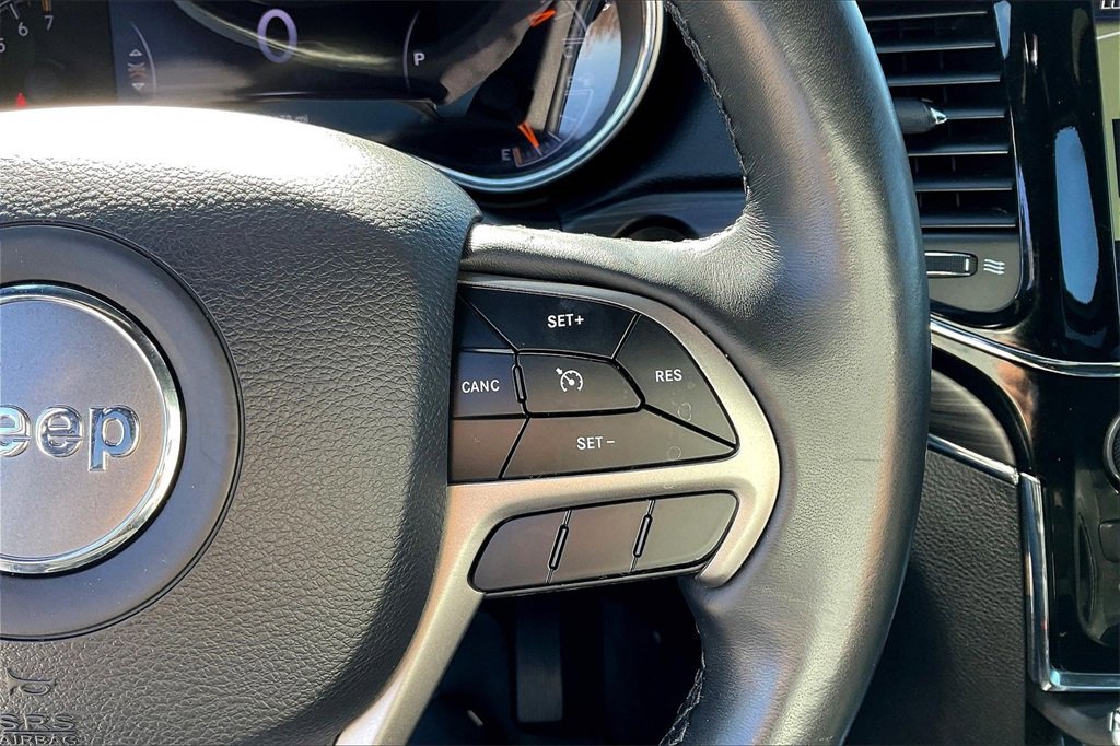 Used 2019 Jeep Grand Cherokee Limited image 21