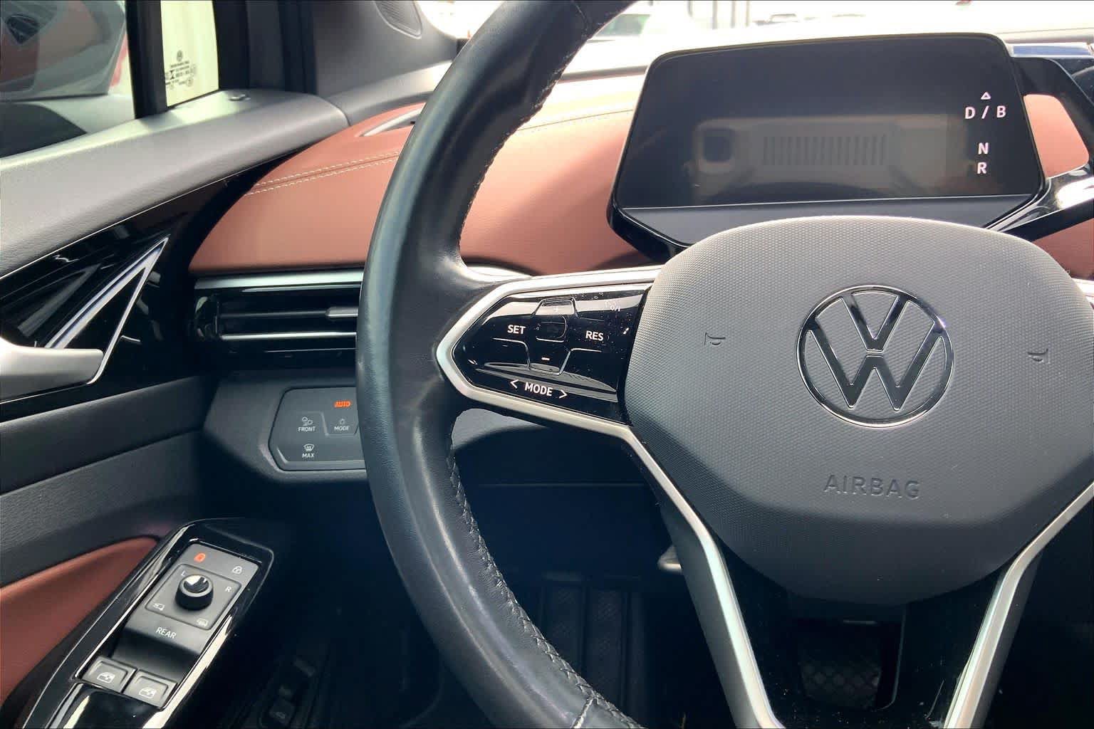 Used 2021 Volkswagen ID.4 Pro S RWD image 24