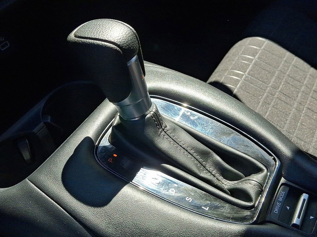 Certified 2024 Honda HR-V LX image 15