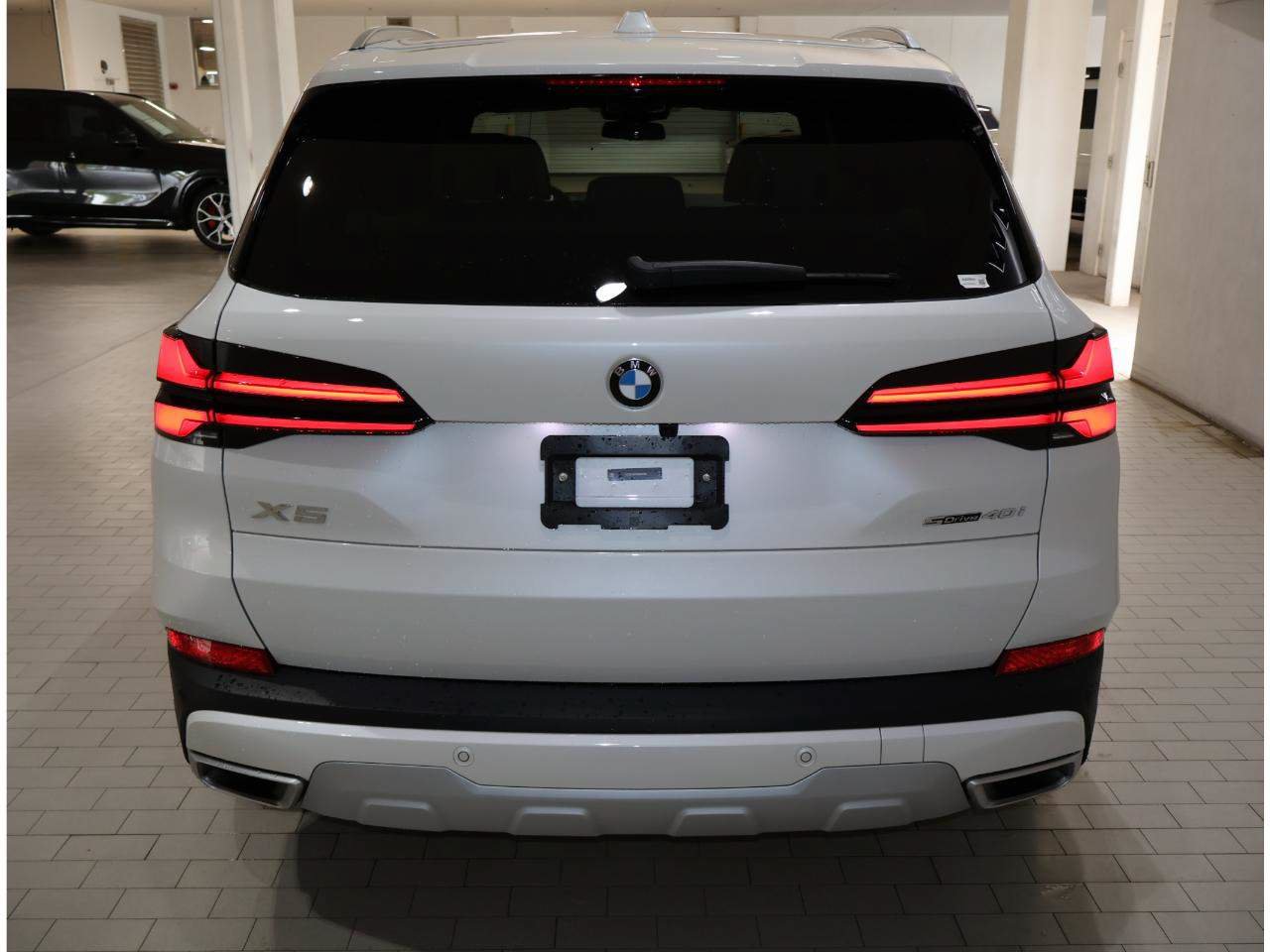 Certified 2025 BMW X5 sDrive40i RWD image 6